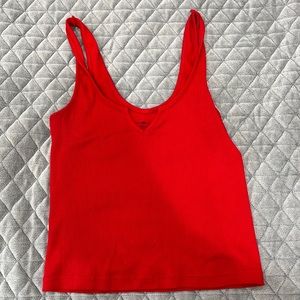 Cute cropped basic red tank for the summer.